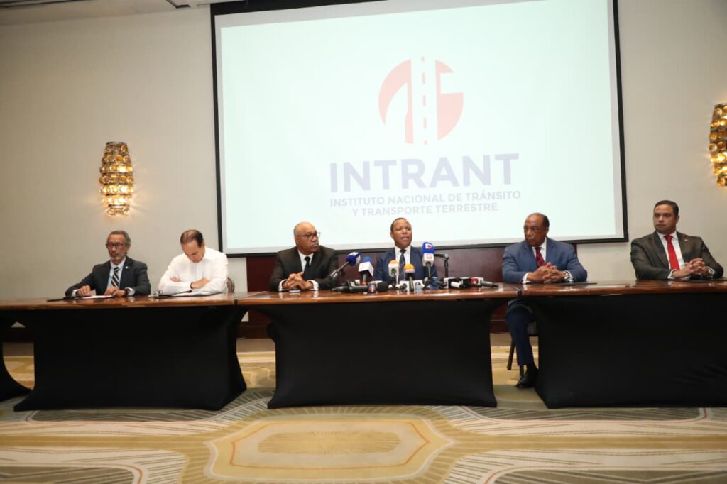 WhatsApp Image 2025-10-04 at 8.10.17 PM (1)